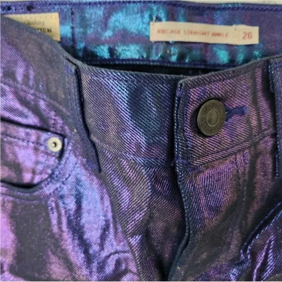 Levi’s iridescent purple pants - Picture 9 of 10